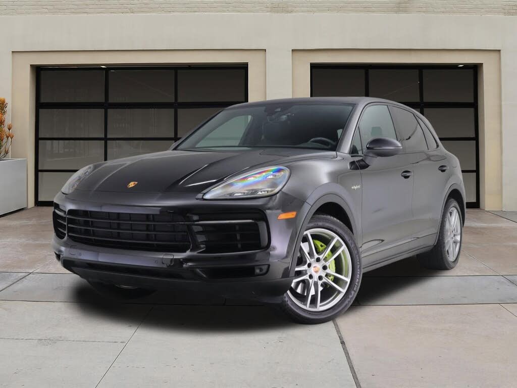 Where is the 2022 Porsche Cayenne Manufactured? - Porsche Santa