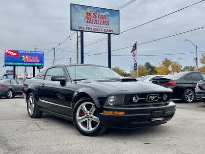 Ford Mustang V6 Coupe RWD 2008