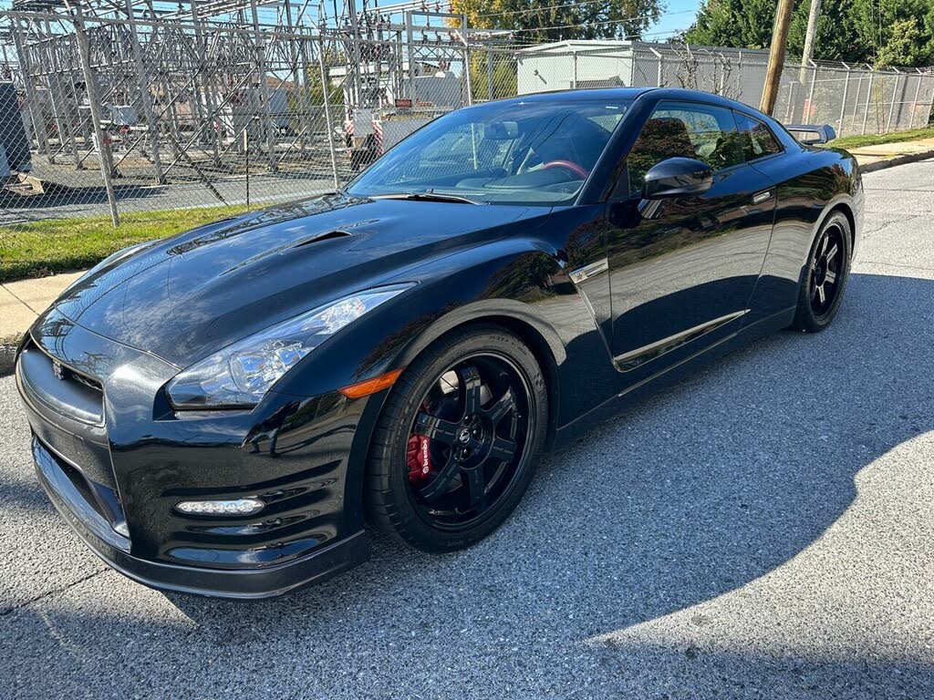 2023 NISSAN GT-R Black Edition 