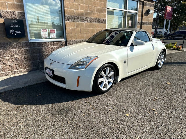 2005 Nissan 350Z Touring Roadster
