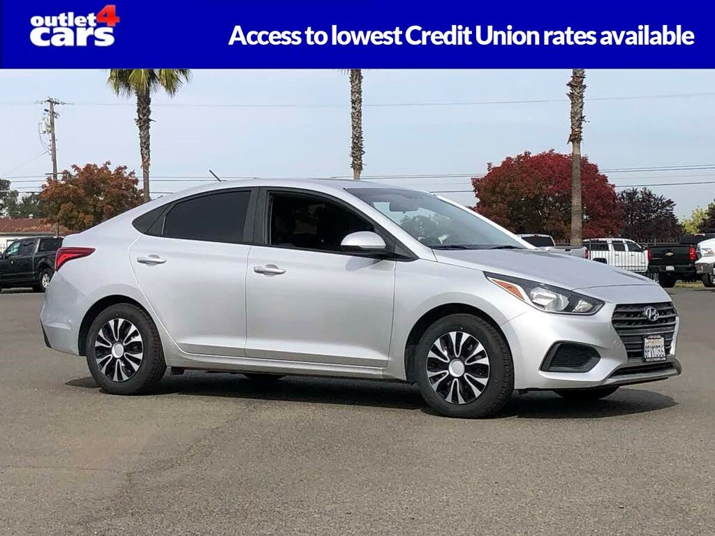 2018 hyundai on sale accent used