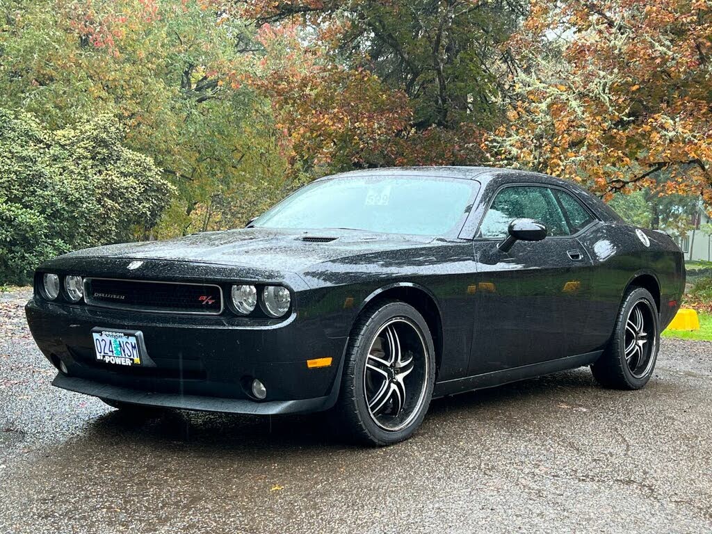 Dodge Challenger RT Modern Muscle Notebook: Car Composition Notebook Wide  Ruled : 120 pages 7.5x9.25 Suitable for Home School Office Supplies