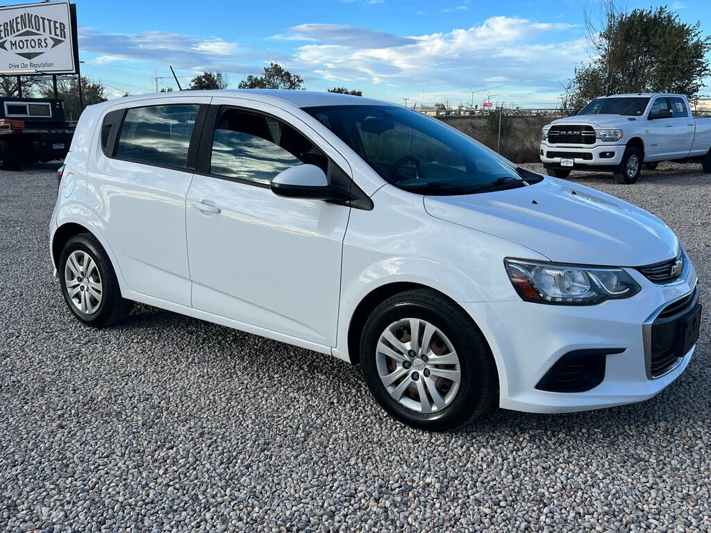 Used Chevrolet Sonic 2LT Hatchback FWD for Sale (with Photos) - CarGurus