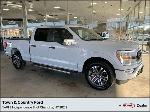 Pre-Owned 2021 Ford F-150 LARIAT Crew Cab Pickup #PFD05060