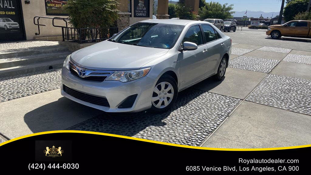 Used 2014 Toyota Camry Hybrid for Sale in Los Angeles CA with