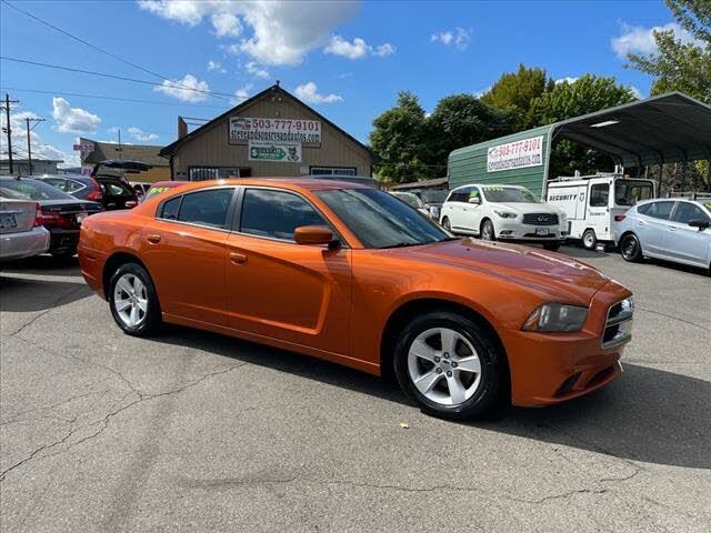 Dodge Charger SRT8 Super Bee Orange