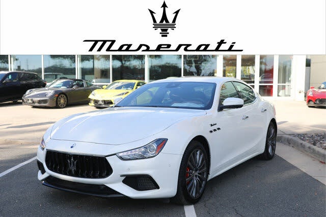 2022 Maserati Ghibli Modena Q4 AWD