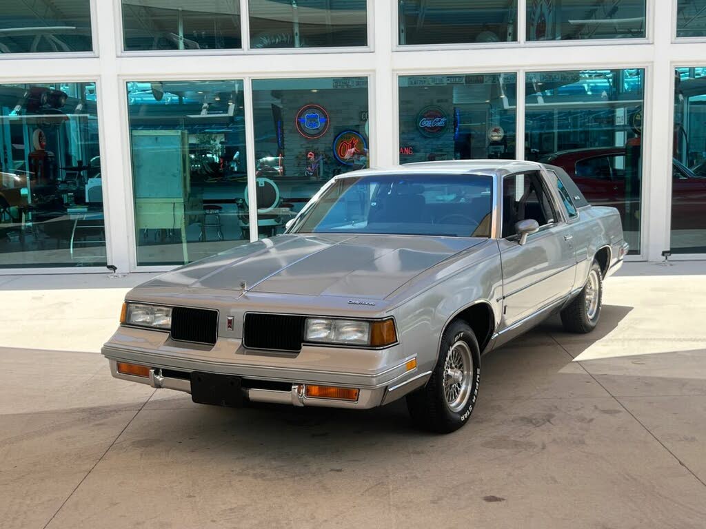 1986 cutlass salon for cheap sale