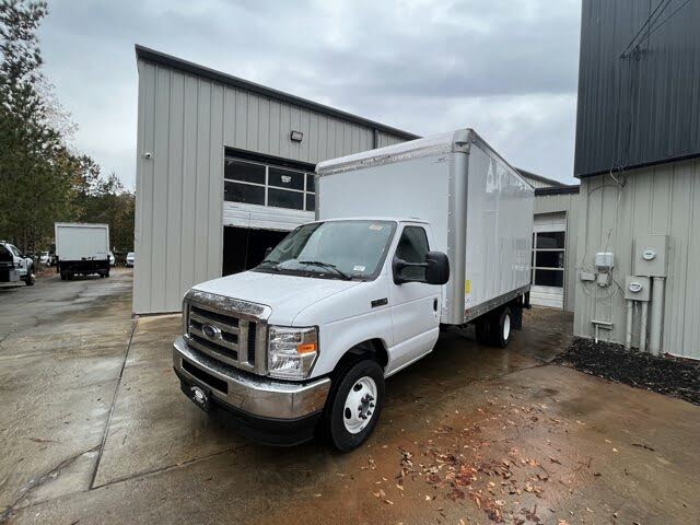 2024 Ford E-Series Chassis E-350 SD Cutaway DRW RWD