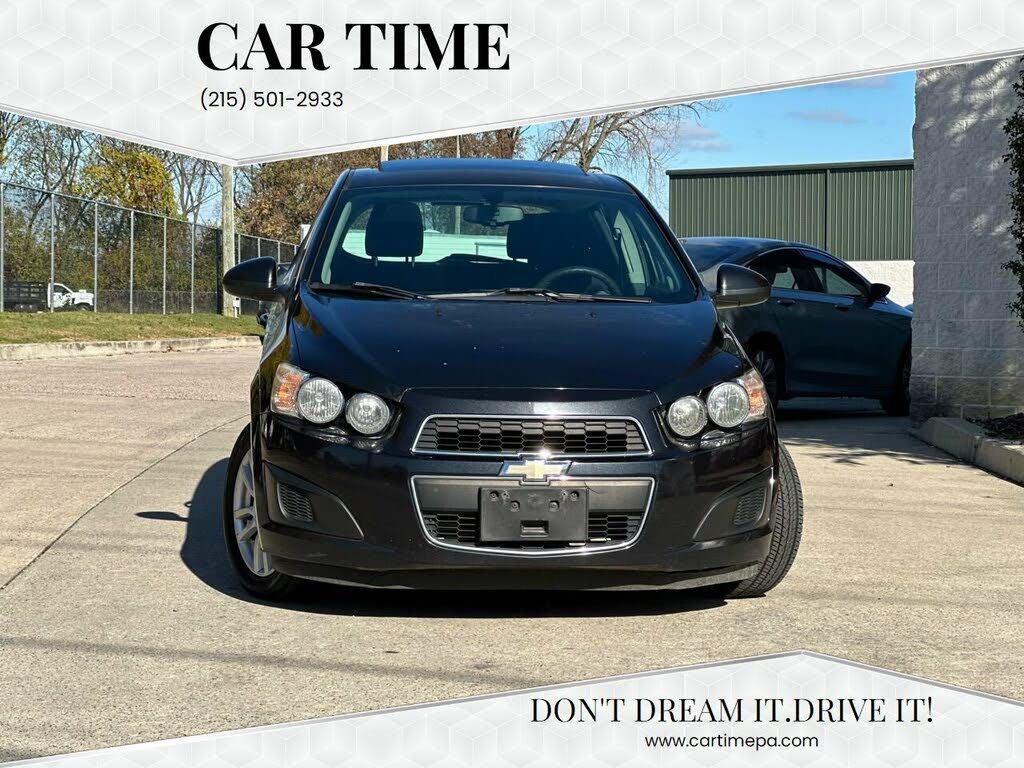 Used Chevrolet Sonic 1LT Hatchback FWD for Sale (with Photos) - CarGurus