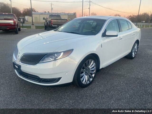 https://static.cargurus.com/images/forsale/2023/11/16/19/29/2013_lincoln_mks-pic-5515652853244520967-1024x768.jpeg