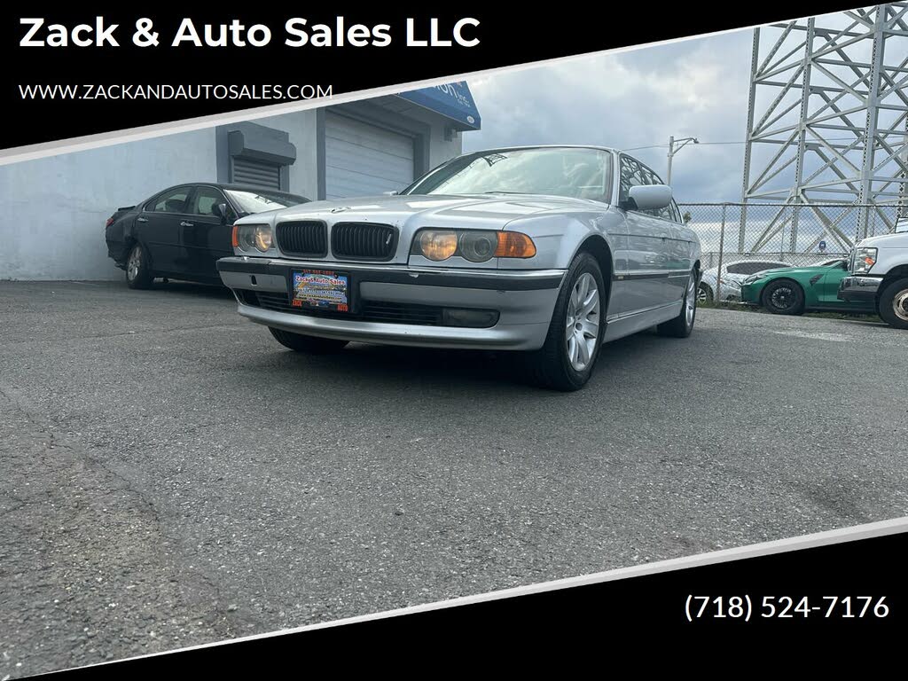 2001 BMW 7 Series 740iL RWD