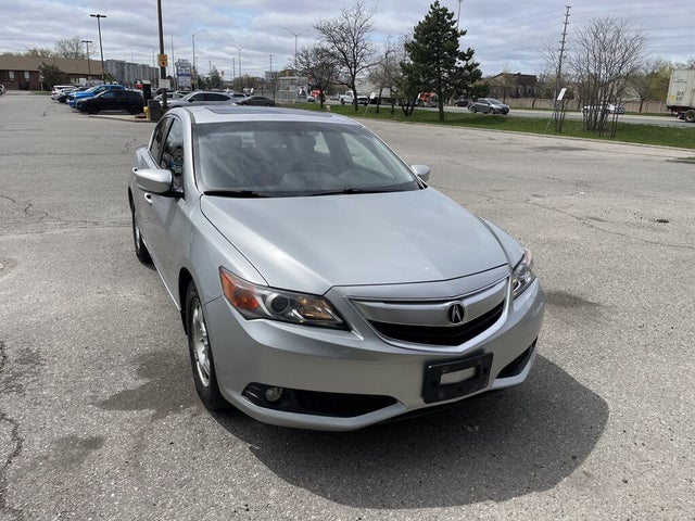 Acura ILX 2.0L FWD with Premium Package 2015