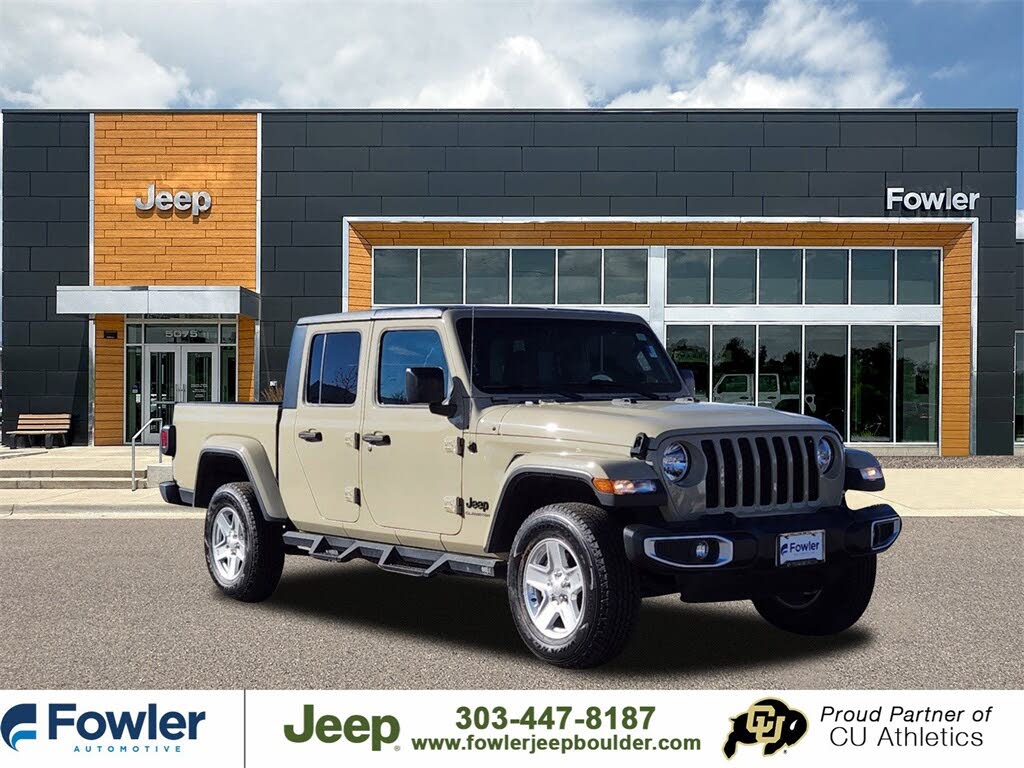 Pre-Owned 2023 Jeep Gladiator Sport S 4×4 Crew Cab Pickup in Pinedale  #NE1487C
