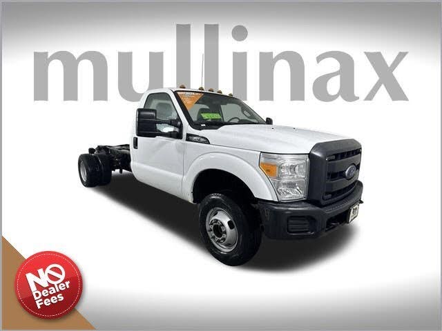 2016 Ford F-350 Super Duty Chassis XL DRW LB 4WD