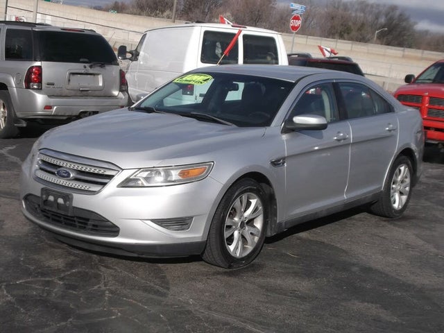 Ford Taurus SEL 2011