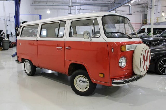 1975 Volkswagen Type 2 T2 Bus