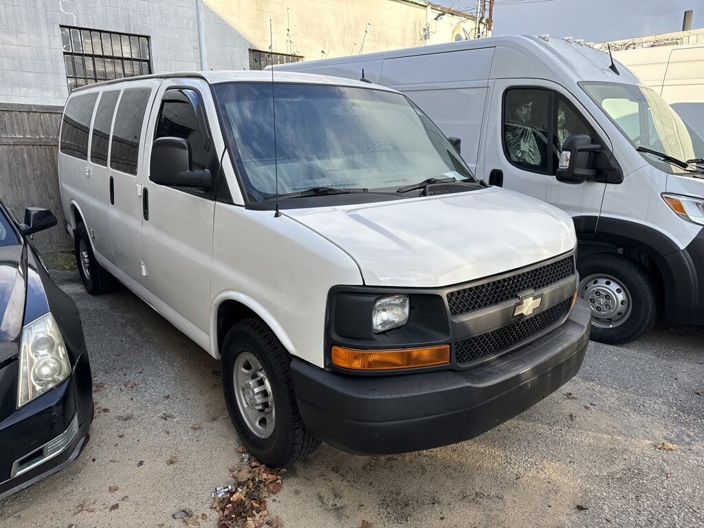 Chevy express best sale van 2015