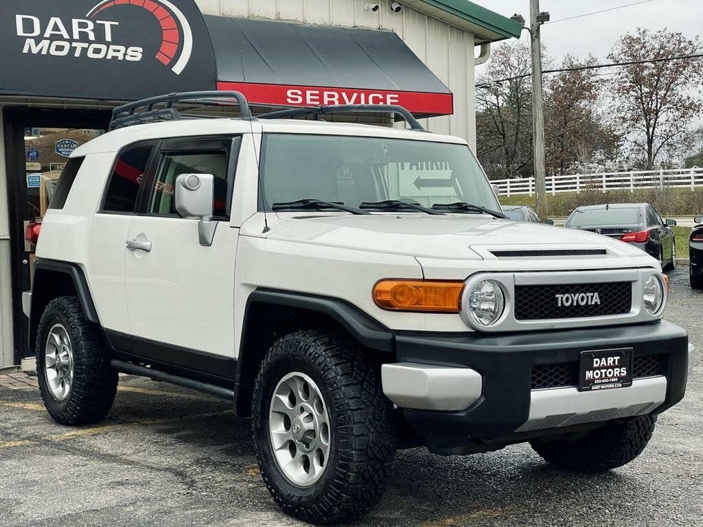 Used 2008 Toyota FJ Cruiser Baja 1000 for Sale in Chicago IL