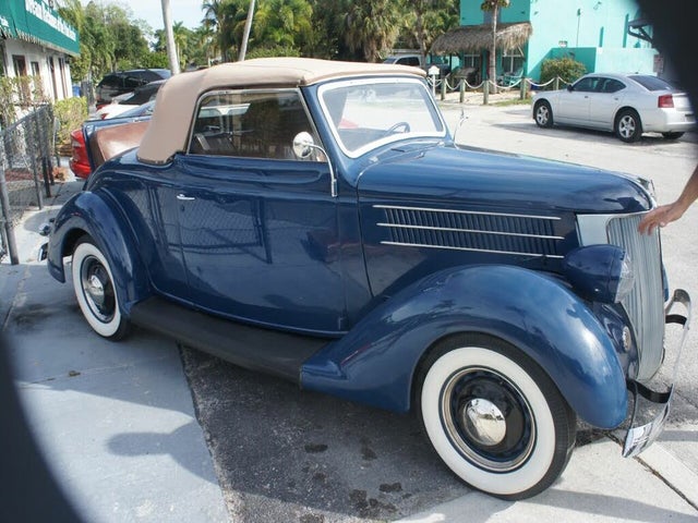 Ford Deluxe 1936
