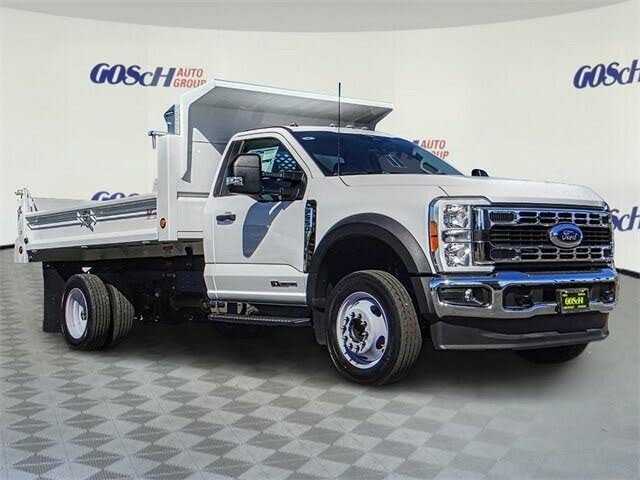 2023 Ford F-550 Super Duty Chassis XL Regular Cab DRW 4WD