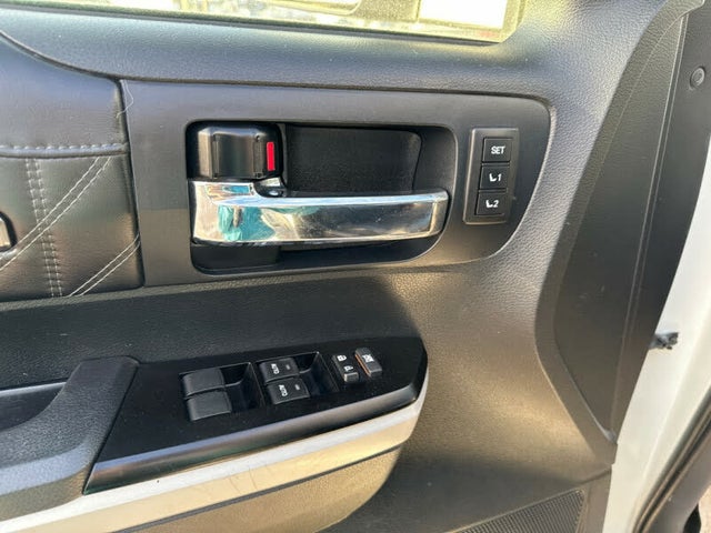 2018 Toyota Tundra Platinum CrewMax 5.7L 4WD