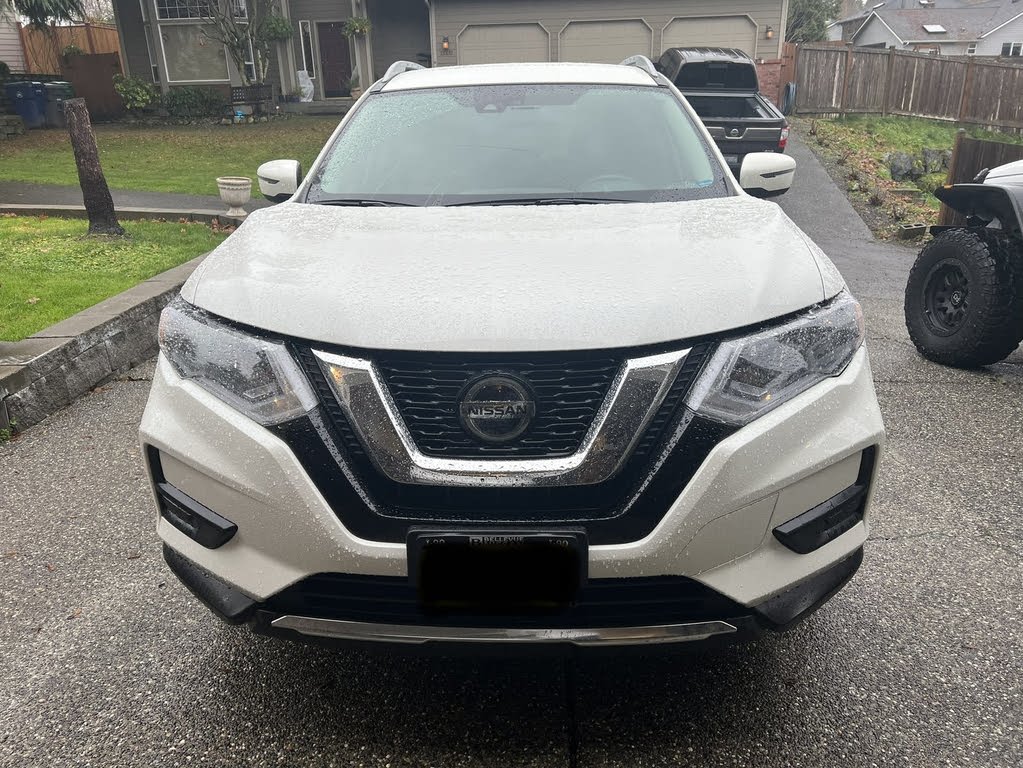 used nissan rogue hybrid