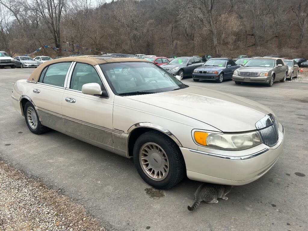 Used 1999 Lincoln Town Car Cartier for Sale with Photos CarGurus