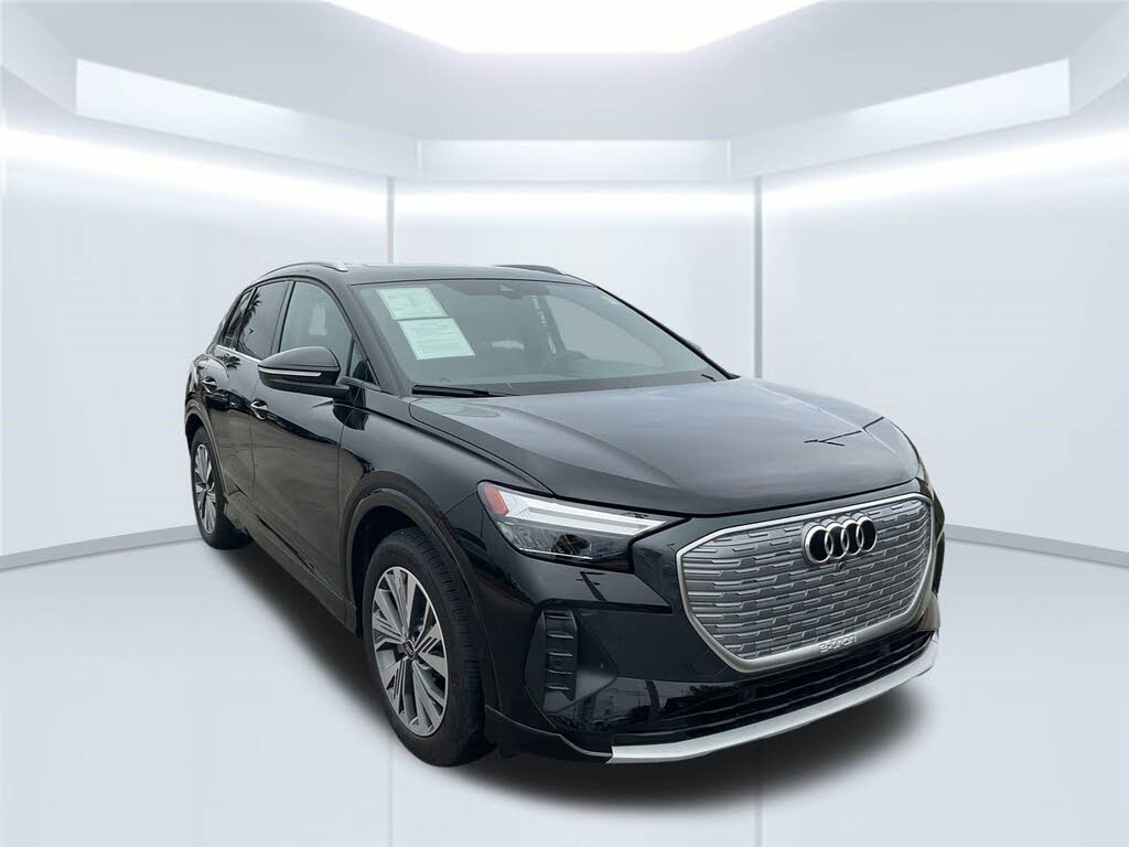 Premium Cars Audi Q4 e-tron online kaufen
