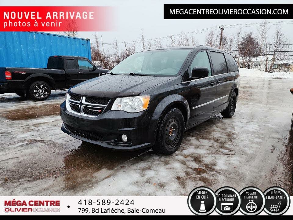 dodge grand caravan 2023 toit noir