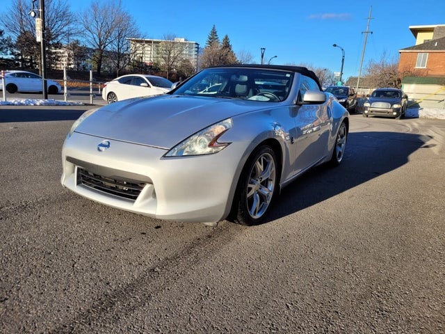 Nissan 370Z Touring Roadster 2010