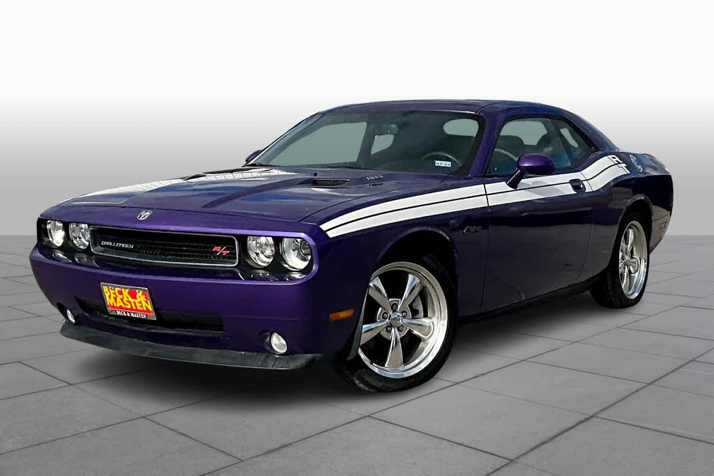 2022 dodge challenger rt classic plum crazy