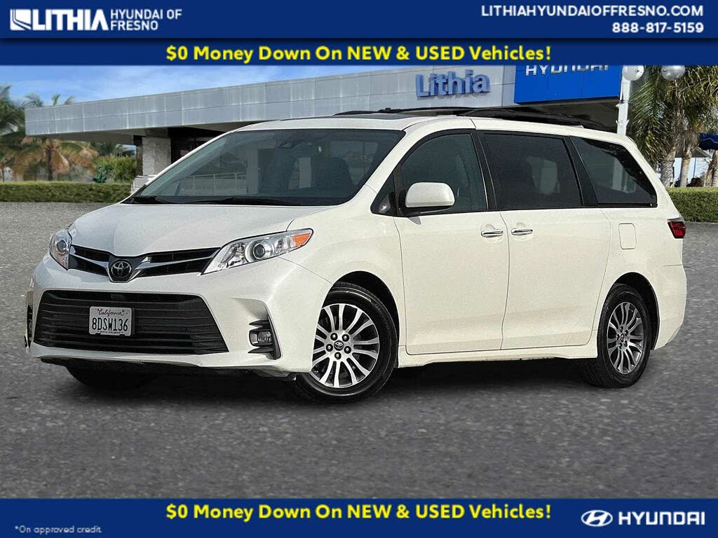 2018 toyota sienna best sale white