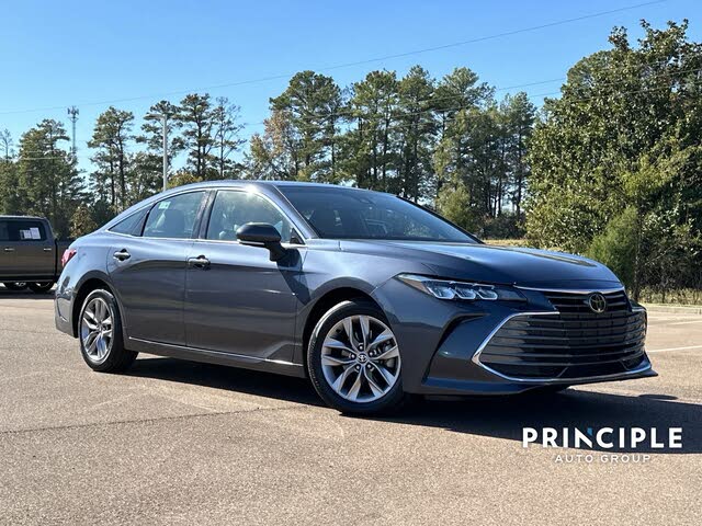 Top Reasons Why the 2021 Toyota Avalon Feels a Lot Like a Luxury Car