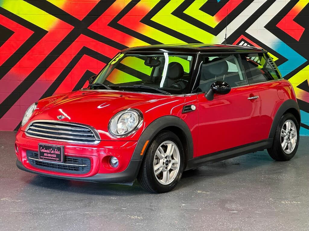 2013 MINI Cooper Hatchback FWD