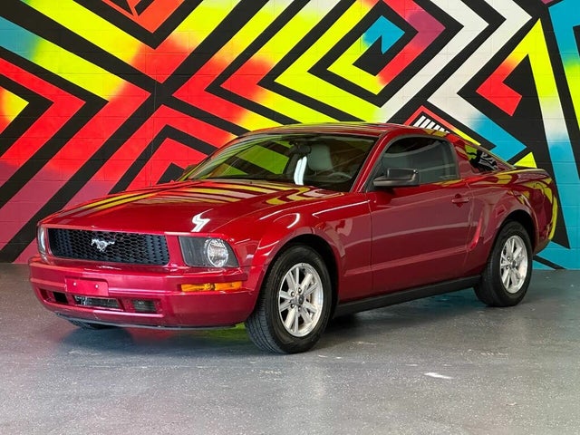 2007 Ford Mustang V6 Premium RWD