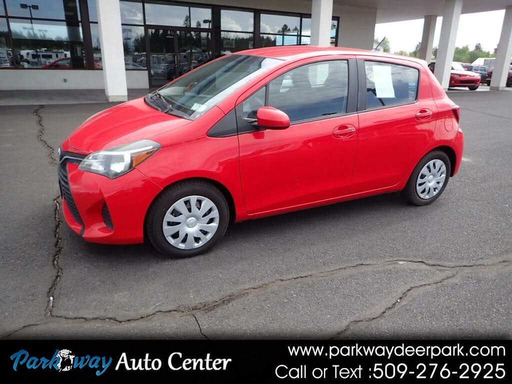2015 Toyota Yaris LE