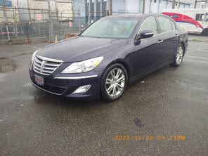 Hyundai Genesis 3.8 RWD