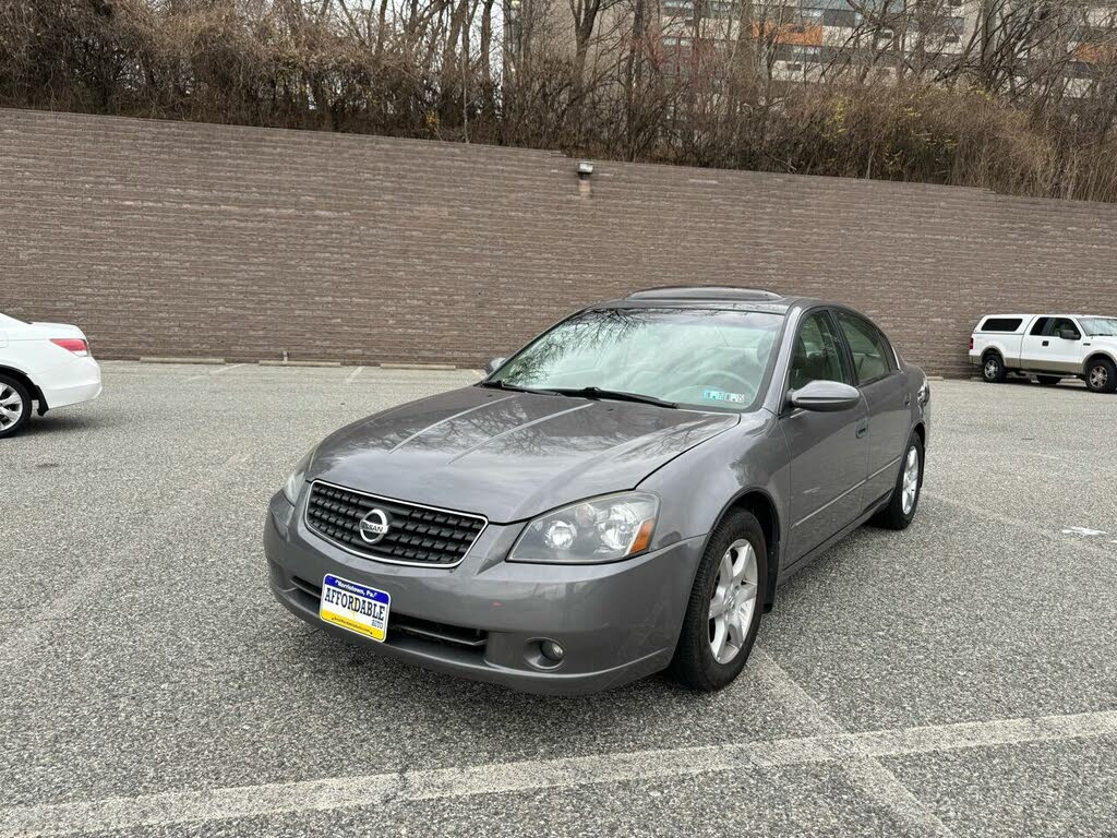 Used 2005 Nissan Altima for Sale in Sewell NJ with Photos