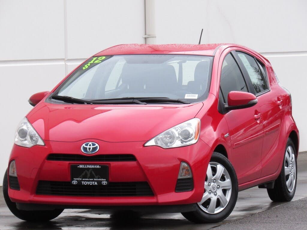 toyota prius c two