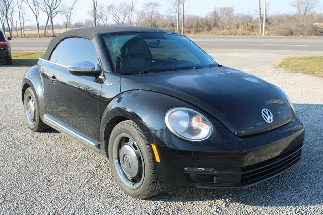 2013 Volkswagen Beetle 2.5L 50s Edition Convertible