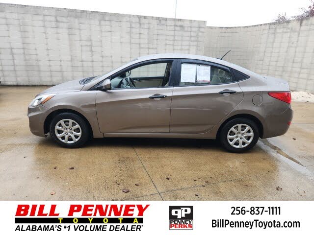 2012 Hyundai Accent GLS sedan