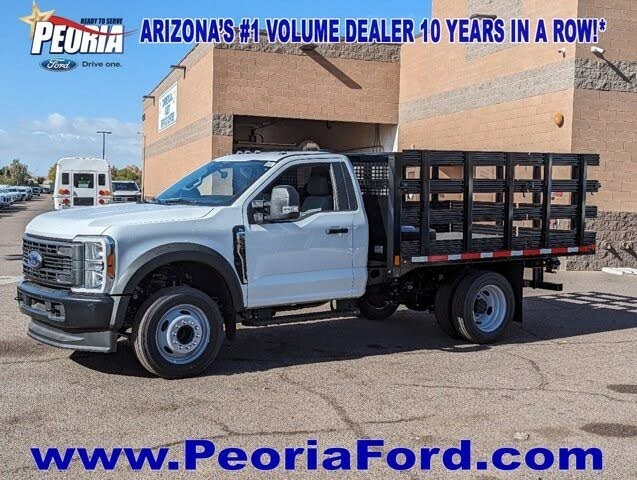 Ford F-550 Super Duty Chassis 2023