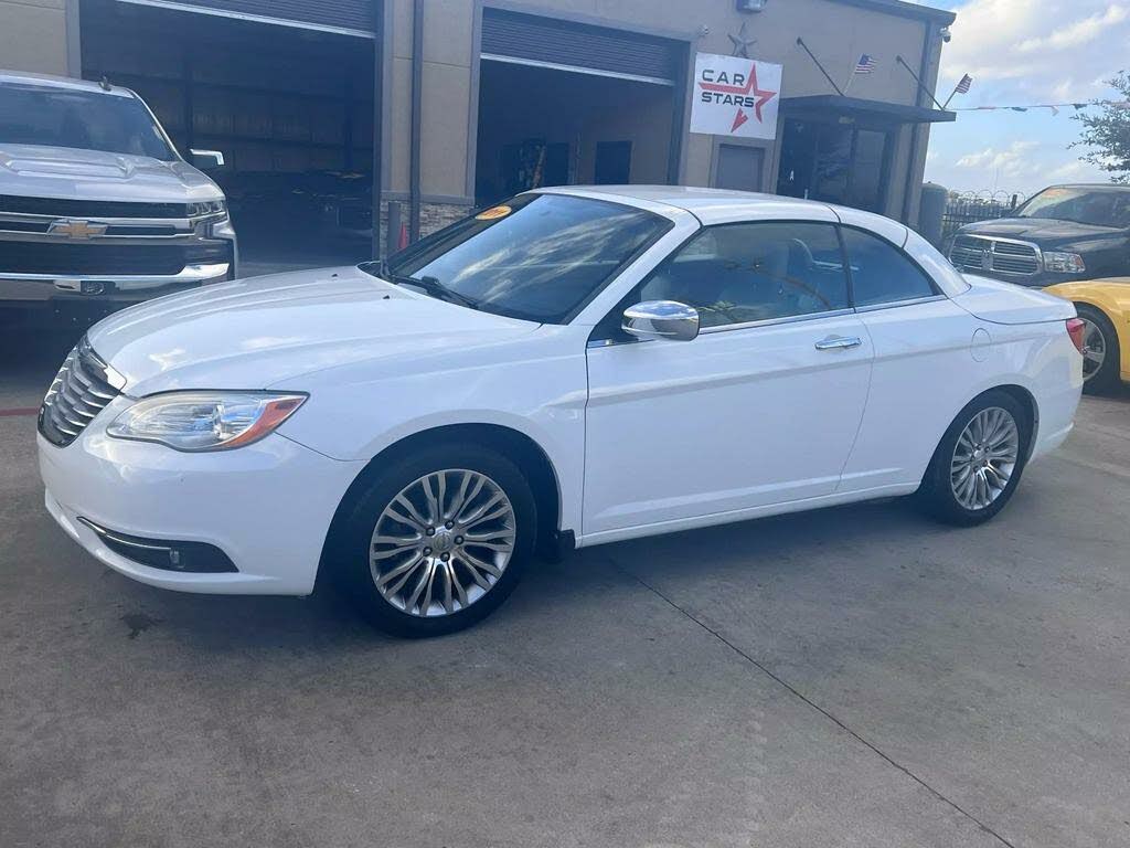 2011 chrysler 200 white online