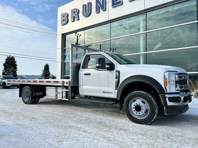 Ford F-550 Super Duty Chassis XL Regular Cab DRW 4WD 2023