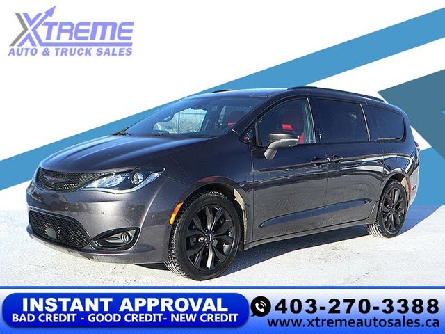 Chrysler Pacifica Limited Red S FWD 2020