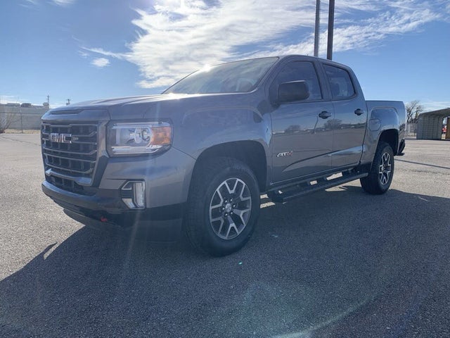 2022 GMC Canyon AT4 Crew Cab 4WD with Cloth
