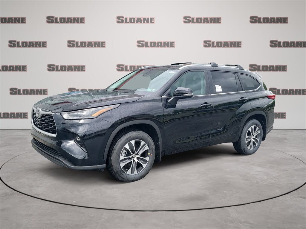 2023 Toyota Highlander XLE AWD