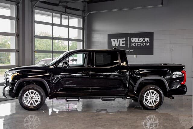2022 Toyota Tundra SR5 CrewMax Cab 4WD