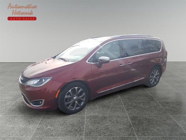 2017 Chrysler Pacifica Limited FWD